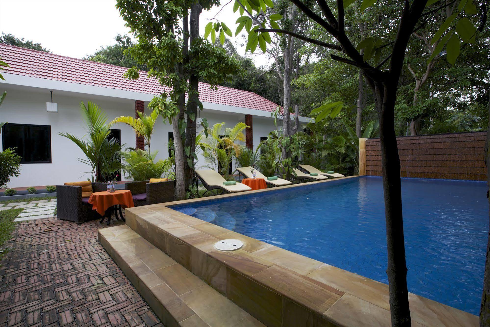 Samatika Villa Boutique Siem Reap Exterior photo